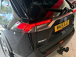 Used 2019 Toyota RAV4 Design Black - Interior and Exterior details 8