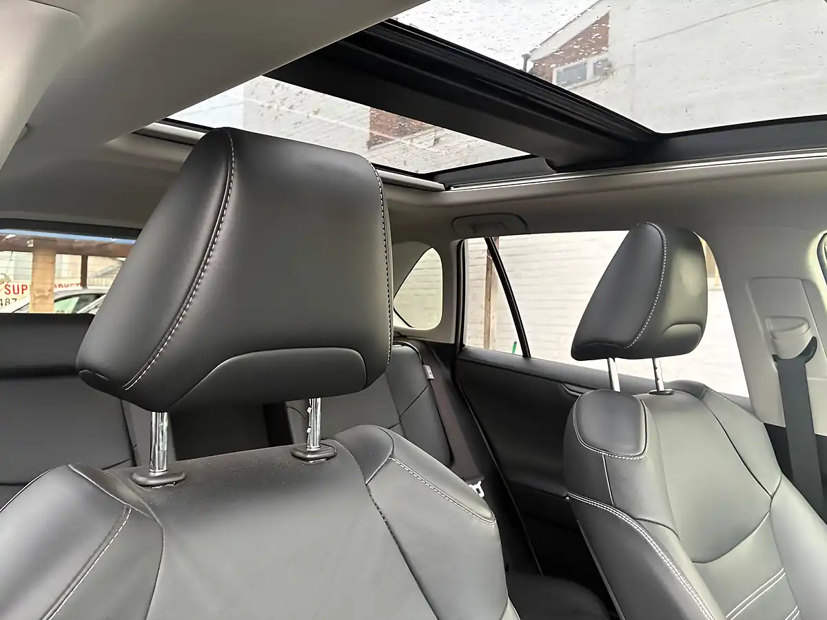 Used 2019 Toyota Rav4 Excel Black - Interior and Exterior details 11