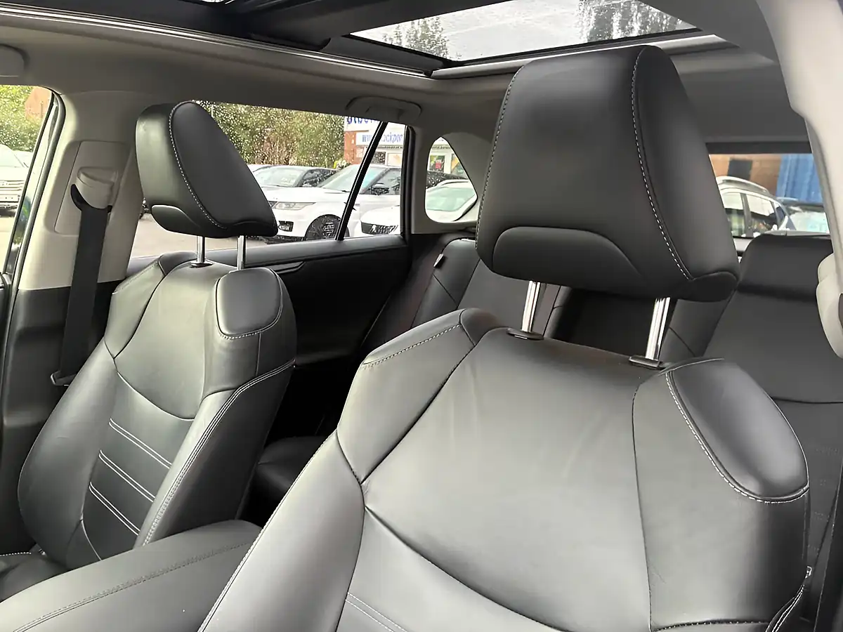 Used 2019 Toyota Rav4 Excel Black - Interior and Exterior details 12