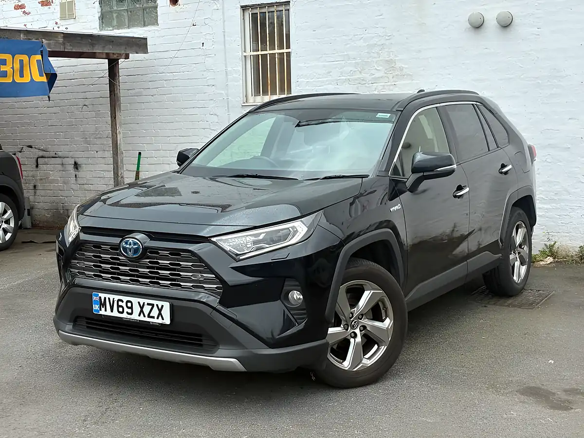 Used 2019 Toyota Rav4 Excel Black - Interior and Exterior details 7