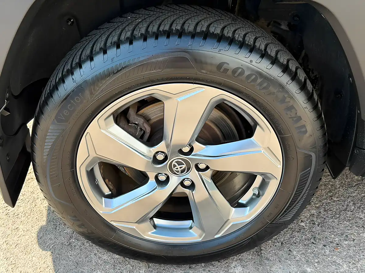 Used 2019 Toyota RAV4 Excel Blue - Interior and Exterior details 17