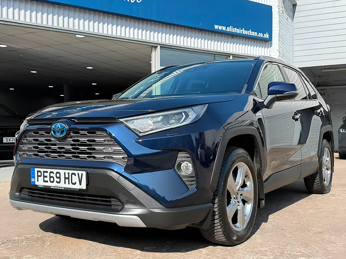 Used 2019 Toyota RAV4 Excel Blue - Interior and Exterior details 6