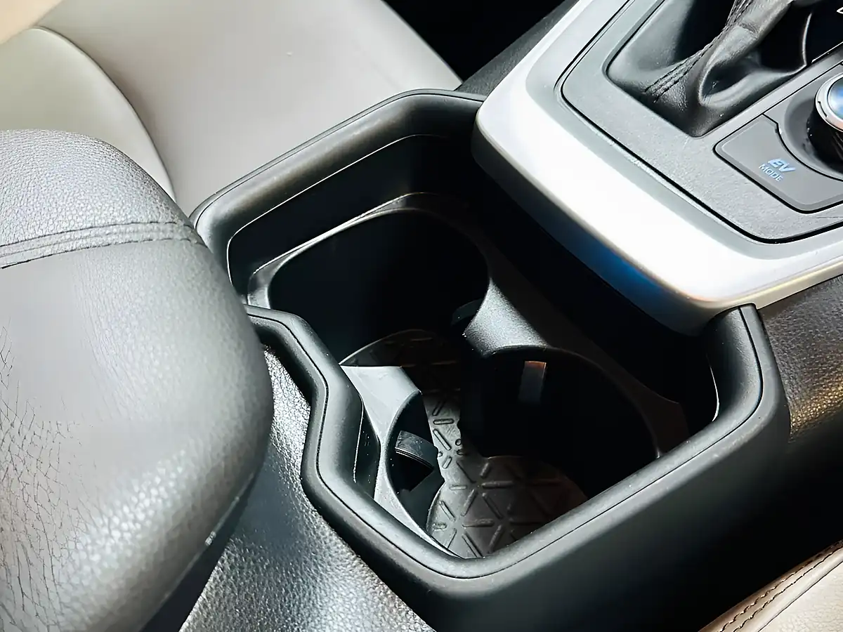 Used 2019 Toyota Rav4 Excel Obsidian Blue - Interior and Exterior details 18