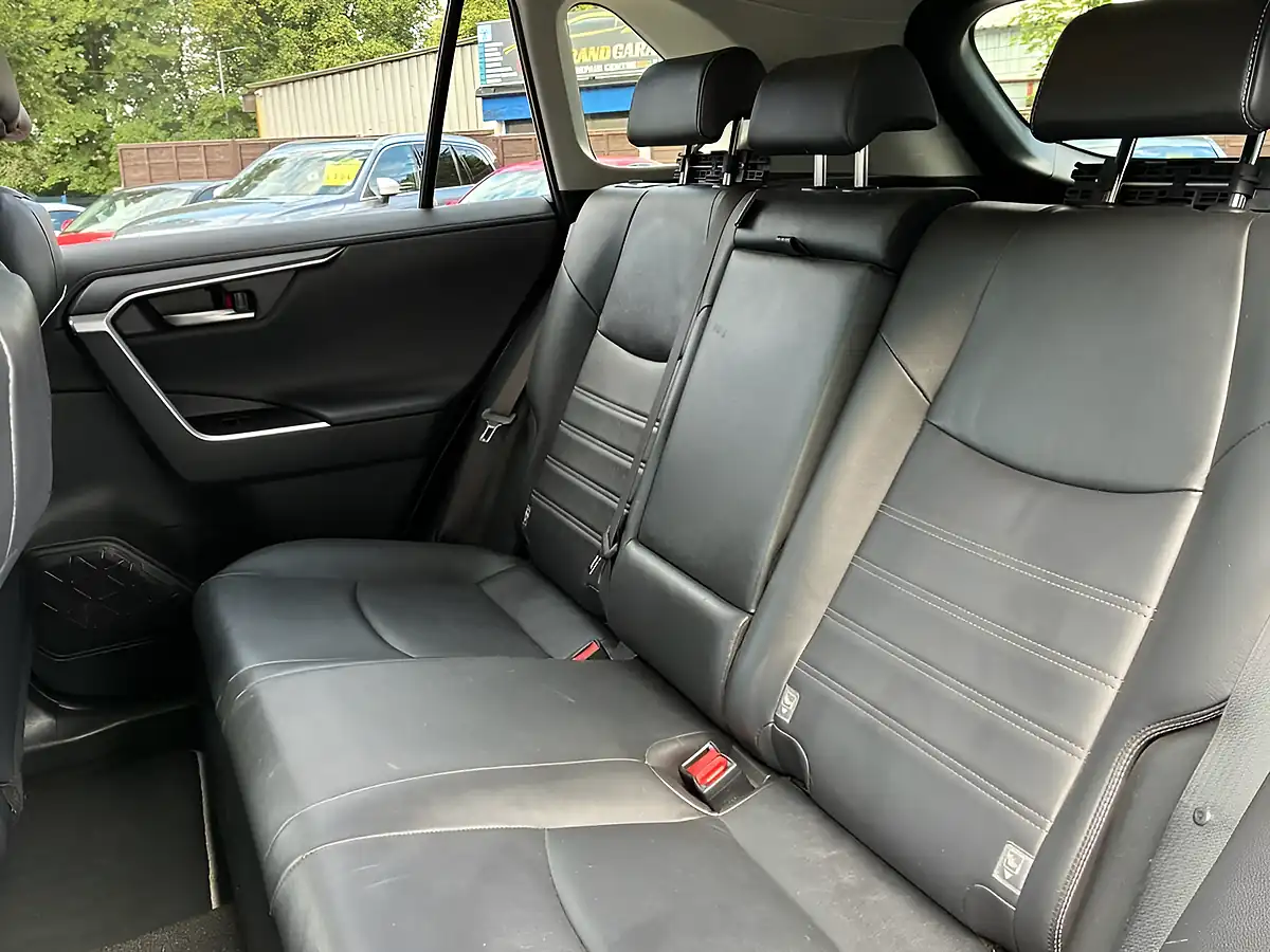 Used 2019 Toyota RAV4 Excel Red - Interior and Exterior details 17