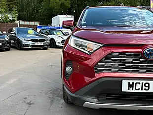 Used 2019 Toyota RAV4 Excel Red - Interior and Exterior details 3