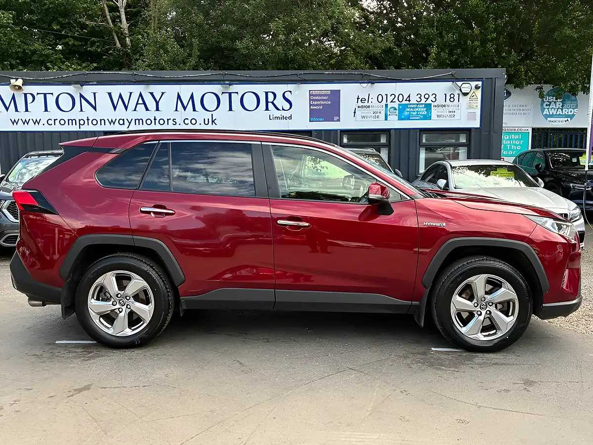Used 2019 Toyota RAV4 Excel Red - Interior and Exterior details 7