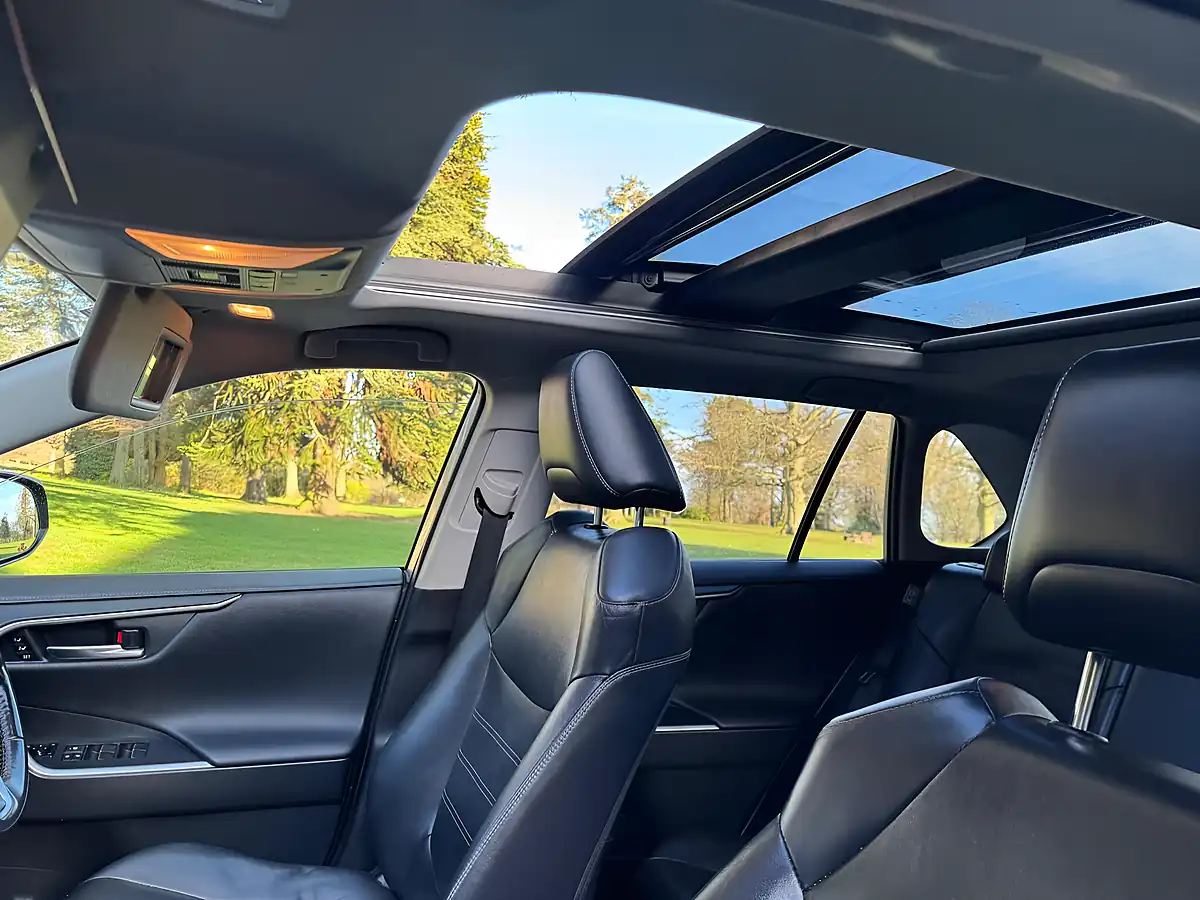 Used 2019 Toyota RAV4 Excel Silver - Interior and Exterior details 15