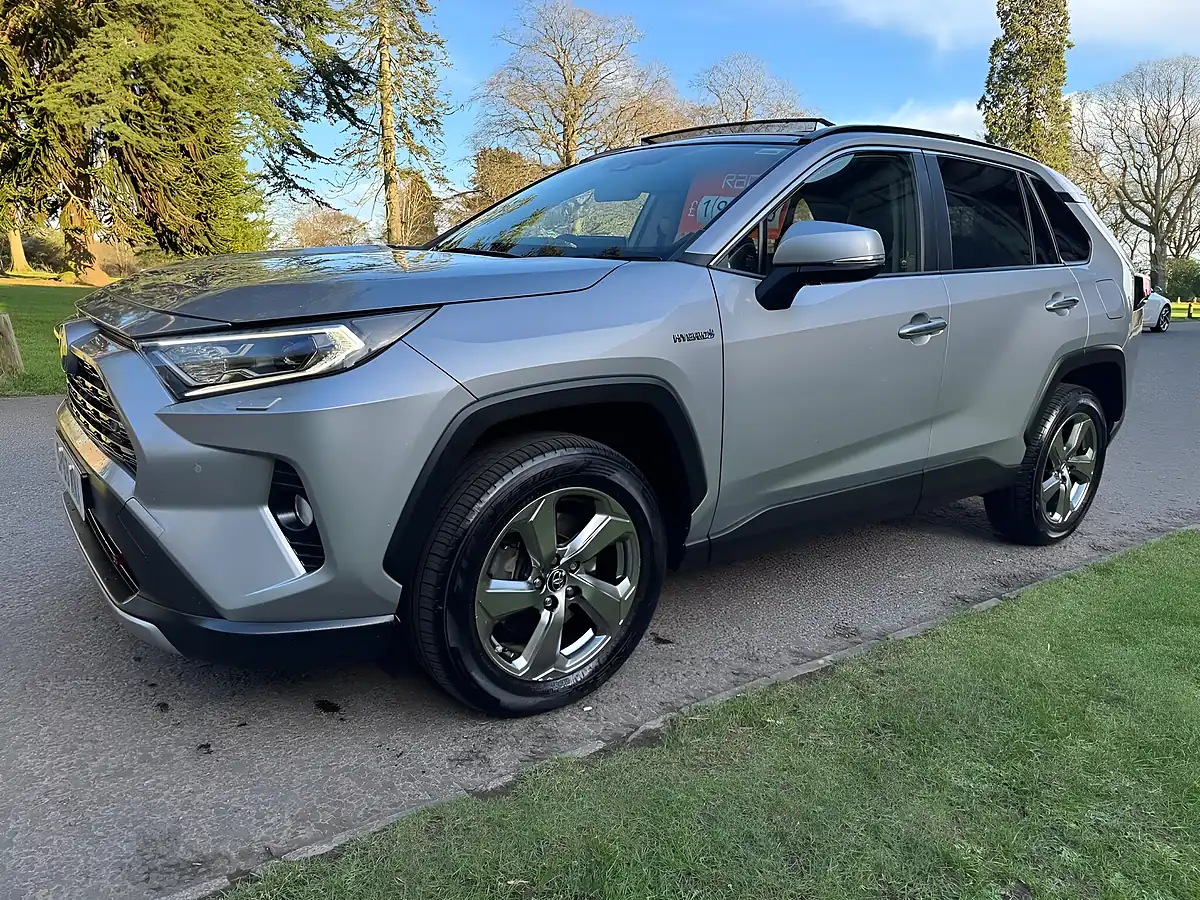 Used 2019 Toyota RAV4 Excel Silver - Interior and Exterior details 8