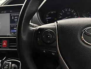 Used 2019 Toyota Voxy MPV Black - Interior and Exterior details 15