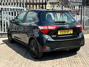 Used 2019 Toyota Yaris Active Black - Interior and Exterior details 11