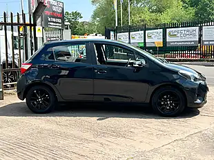 Used 2019 Toyota Yaris Active Black - Interior and Exterior details 14