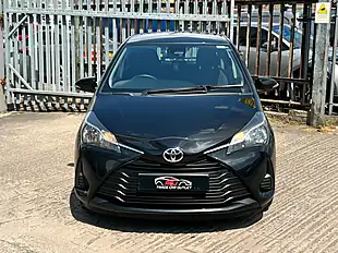 Used 2019 Toyota Yaris Active Black - Interior and Exterior details 8
