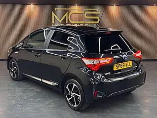 Used 2019 Toyota Yaris Excel Black - Interior and Exterior details 5