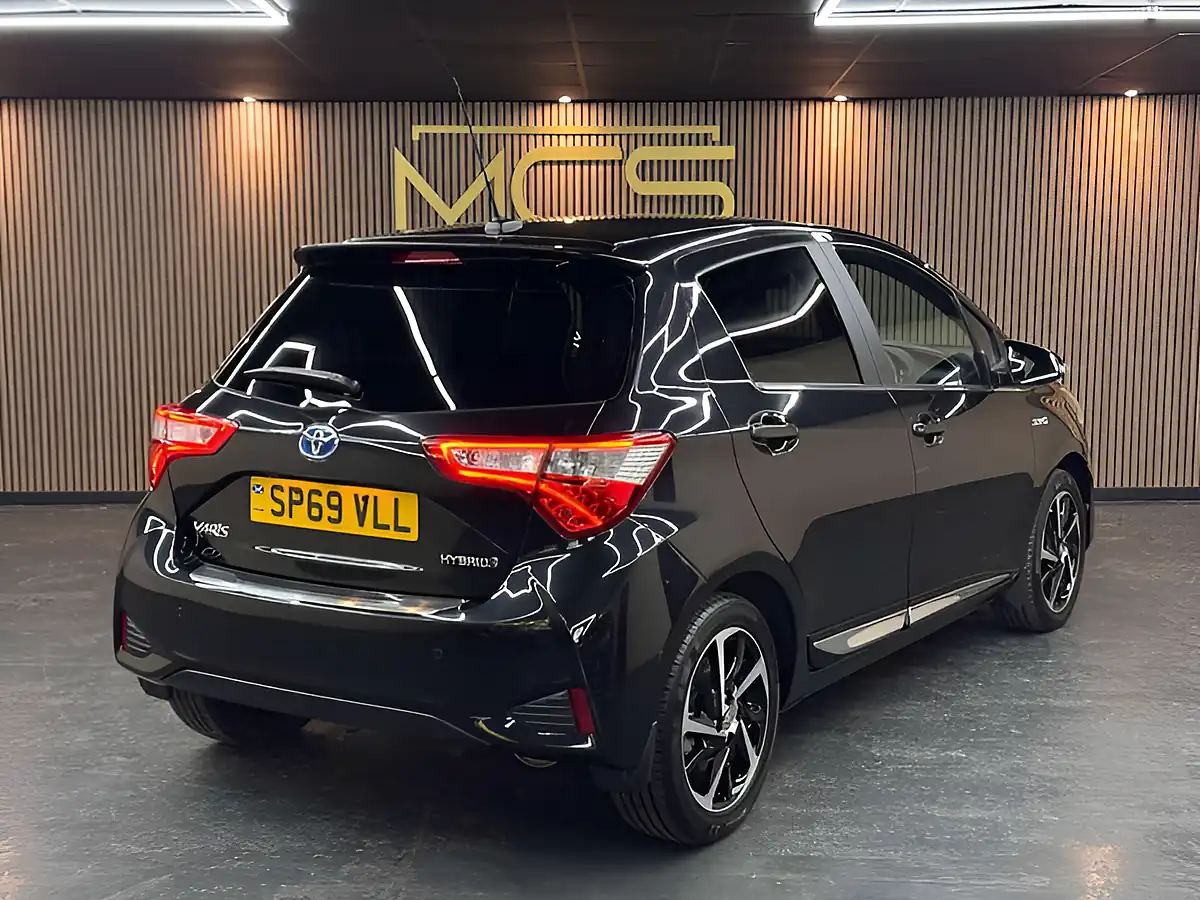 Used 2019 Toyota Yaris Excel Black - Interior and Exterior details 8