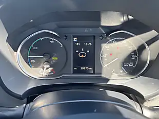 Used 2019 Toyota Yaris Grey - Interior and Exterior details 11