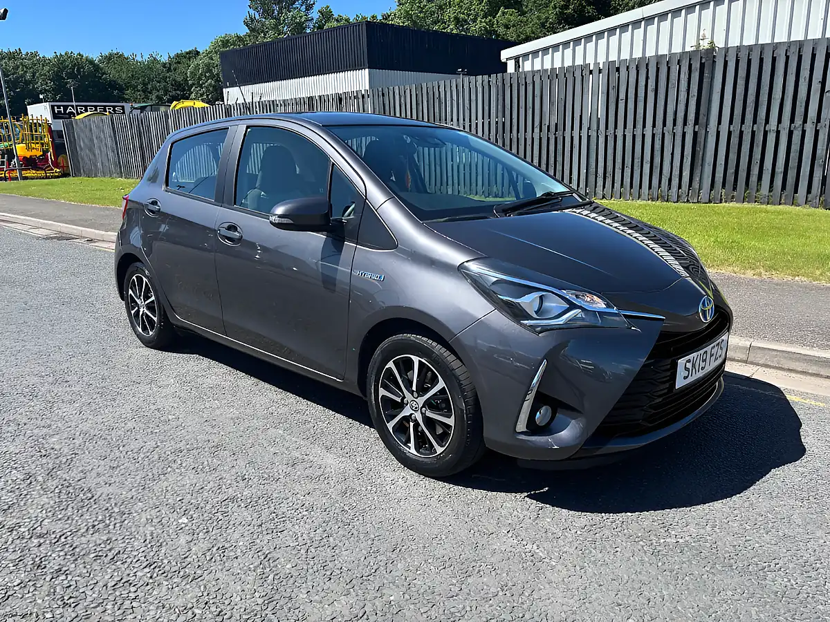 Used 2019 Toyota Yaris Grey - Interior and Exterior details 3