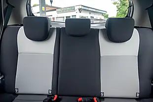 Used 2019 Toyota Yaris Icon Decuma Grey - Interior and Exterior details 13