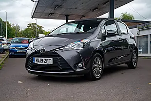 Used 2019 Toyota Yaris Icon Decuma Grey - Interior and Exterior details 3