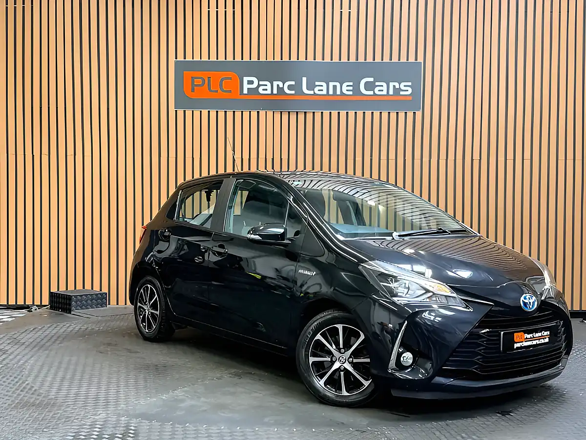 Used 2019 Toyota Yaris Icon Tech Black Mica - Front View