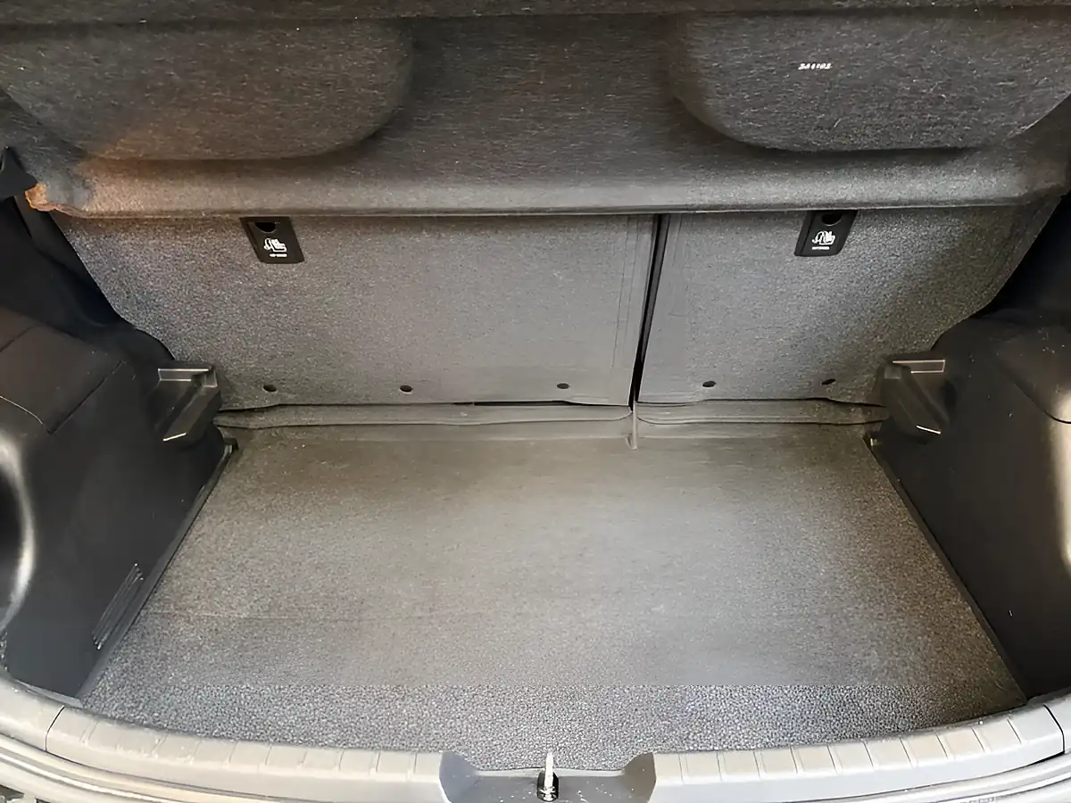 Used 2019 Toyota Yaris Icon Tech Black Mica - Interior and Exterior details 20