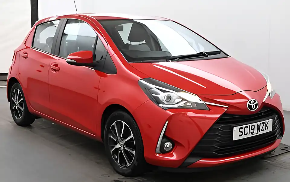 Used 2019 Toyota Yaris Icon Tech Chilli Red - Front View