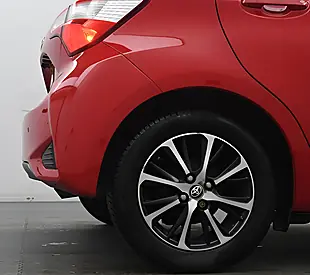 Used 2019 Toyota Yaris Icon Tech Chilli Red - Interior and Exterior details 17