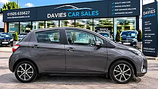 Used 2019 Toyota Yaris Icon Tech Decuma Grey - Interior and Exterior details 5