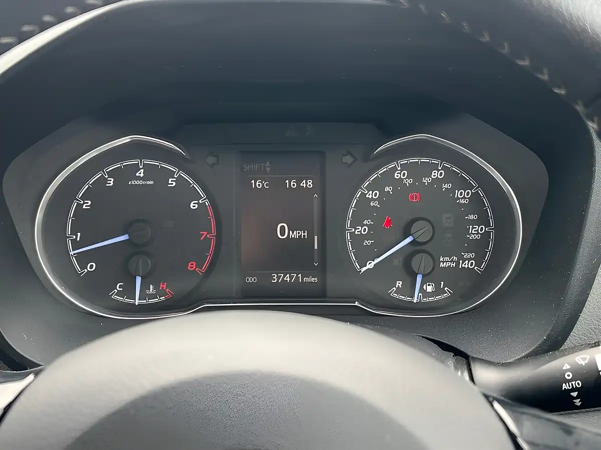 Used 2019 Toyota Yaris Icon Tech Eclipse Black - Interior and Exterior details 11