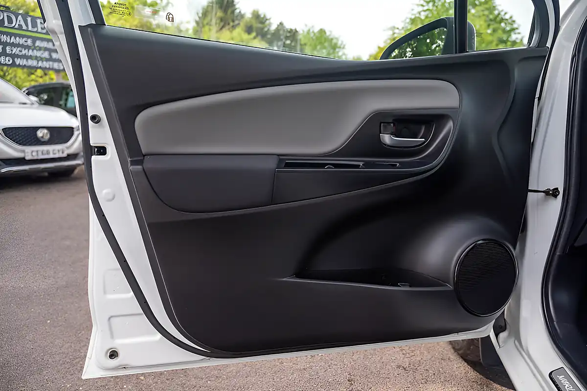 Used 2019 Toyota Yaris Icon Tech Glacier White - Interior and Exterior details 13