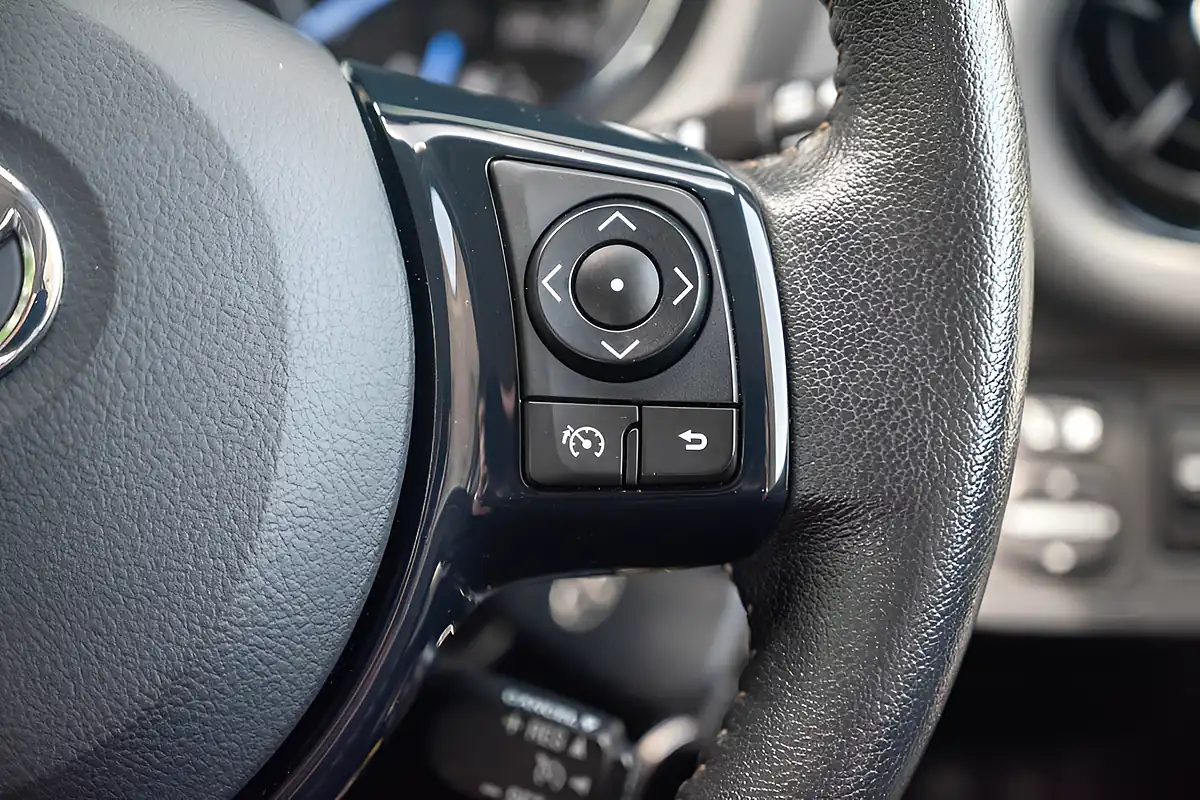 Used 2019 Toyota Yaris Icon Tech Glacier White - Interior and Exterior details 17