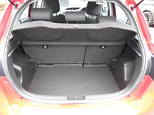 Used 2019 Toyota Yaris Icon Tech Red - Interior and Exterior details 11