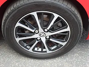 Used 2019 Toyota Yaris Icon Tech Red - Interior and Exterior details 12
