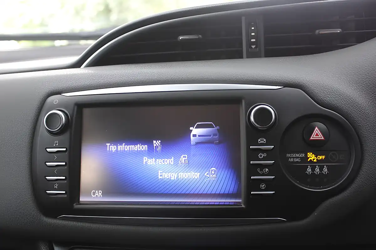 Used 2019 Toyota Yaris Icon Tech Silver - Interior and Exterior details 18