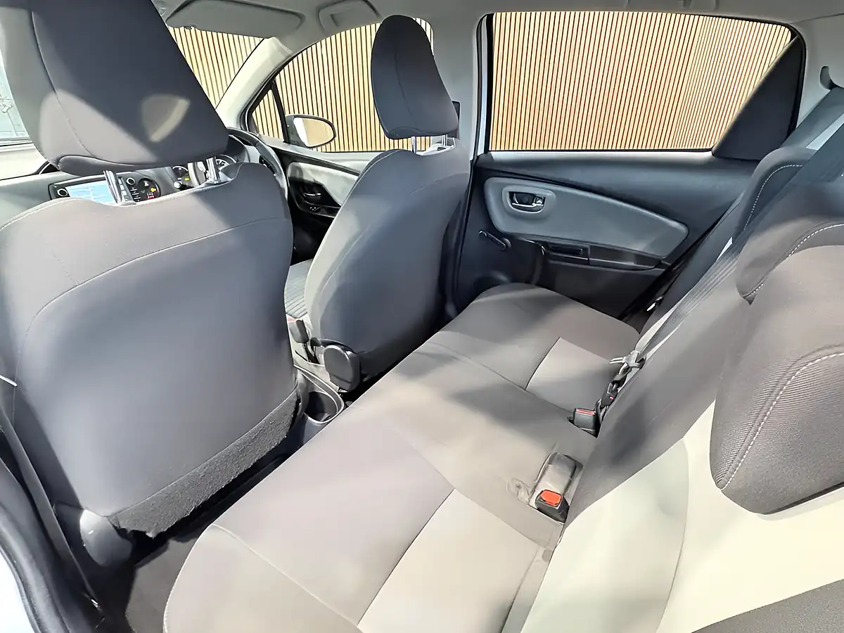 Used 2019 Toyota Yaris Icon Tech White - Interior and Exterior details 15