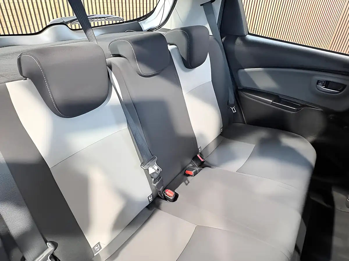 Used 2019 Toyota Yaris Icon Tech White - Interior and Exterior details 17