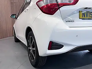 Used 2019 Toyota Yaris Icon Tech White - Interior and Exterior details 5