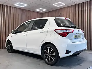 Used 2019 Toyota Yaris Icon Tech White - Interior and Exterior details 6