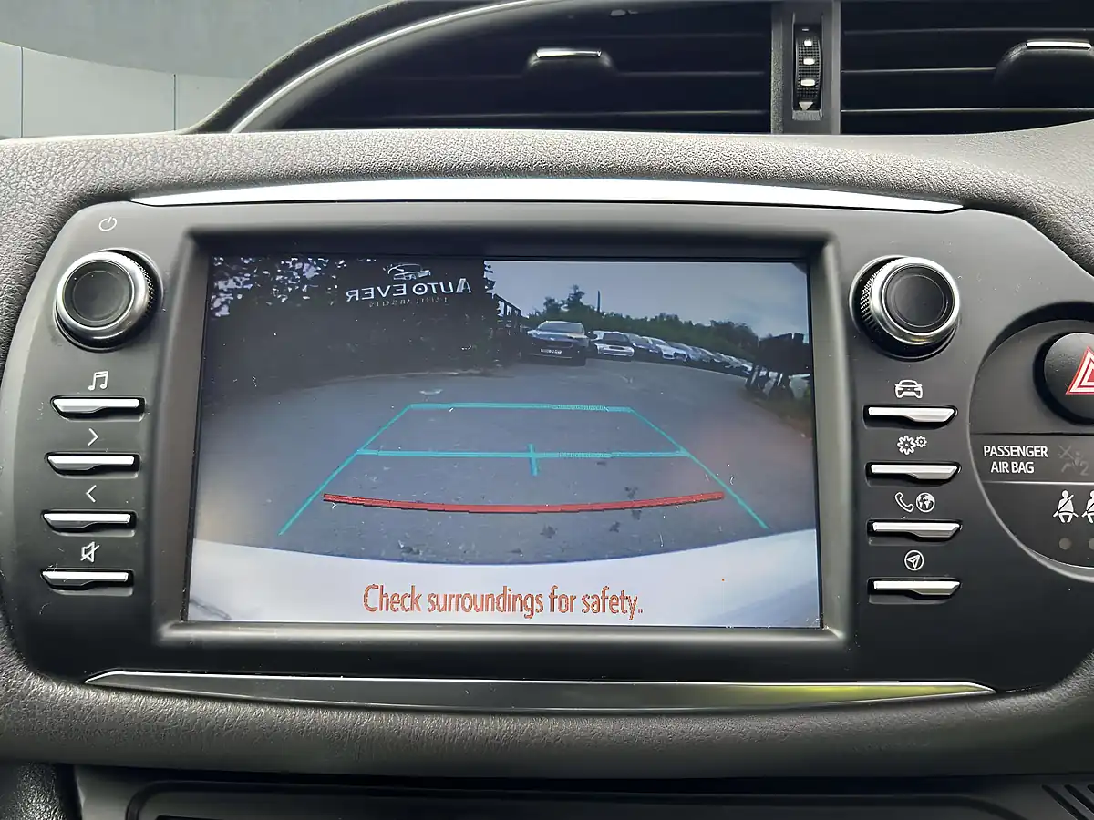 Used 2019 Toyota Yaris Icon Tech White - Interior and Exterior details 12