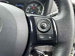 Used 2019 Toyota Yaris Icon Tech White - Interior and Exterior details 13