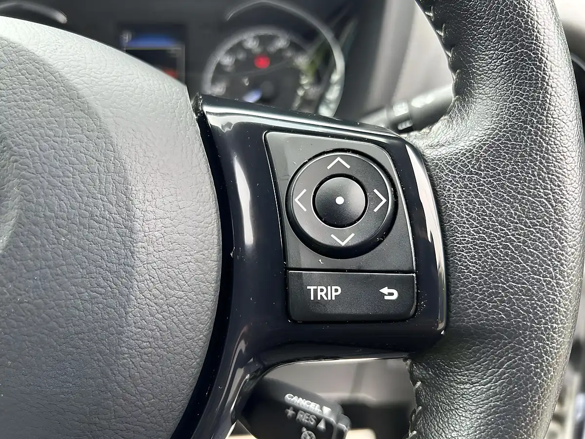 Used 2019 Toyota Yaris Icon Tech White - Interior and Exterior details 13