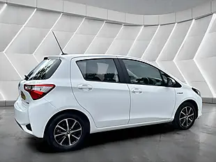 Used 2019 Toyota Yaris Icon Tech White - Interior and Exterior details 6