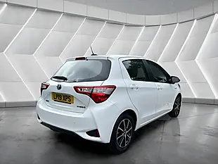 Used 2019 Toyota Yaris Icon Tech White - Interior and Exterior details 7