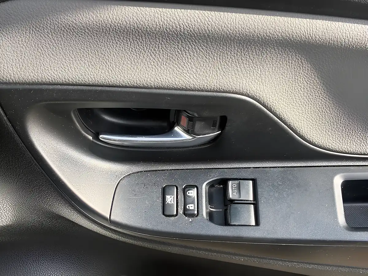 Used 2019 Toyota Yaris Icon White - Interior and Exterior details 11