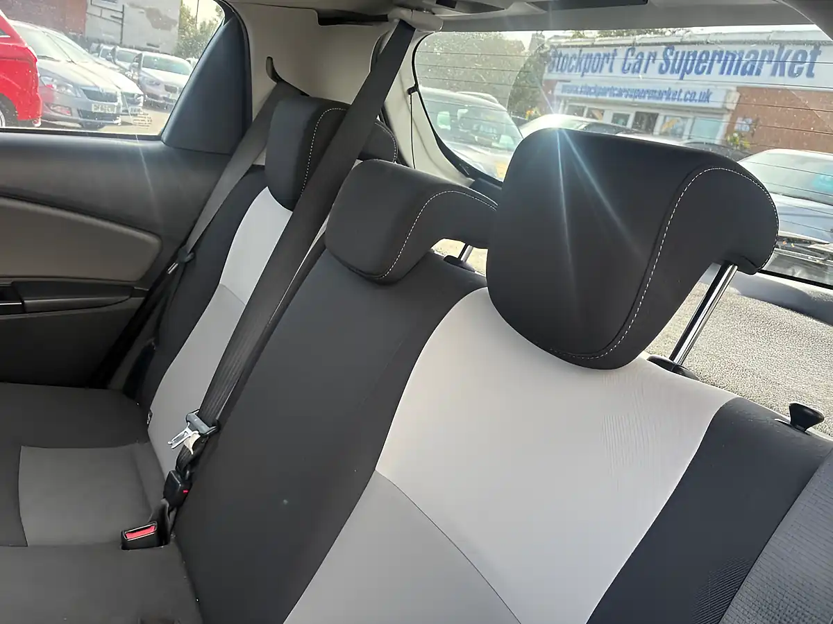 Used 2019 Toyota Yaris Icon White - Interior and Exterior details 14