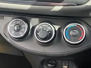 Used 2019 Toyota Yaris Icon White - Interior and Exterior details 18