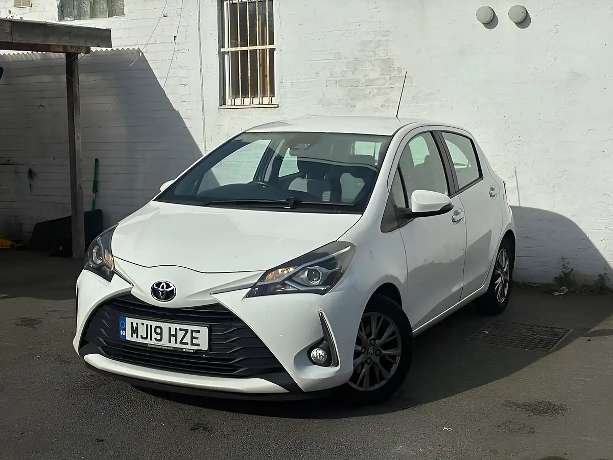 Used 2019 Toyota Yaris Icon White - Interior and Exterior details 4