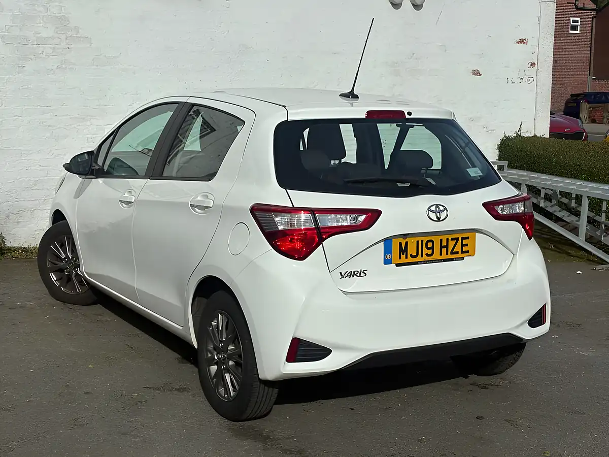 Used 2019 Toyota Yaris Icon White - Interior and Exterior details 5