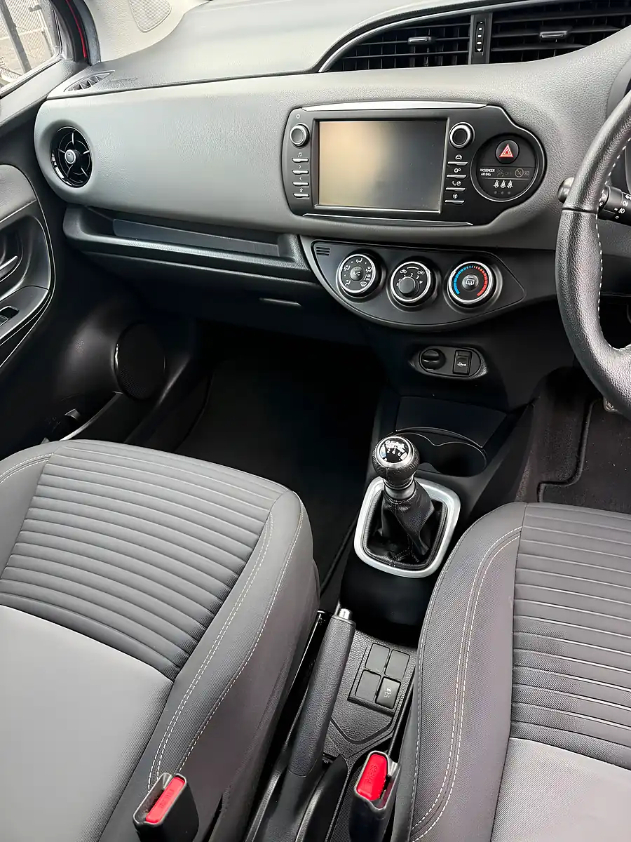 Used 2019 Toyota Yaris Red - Interior and Exterior details 6