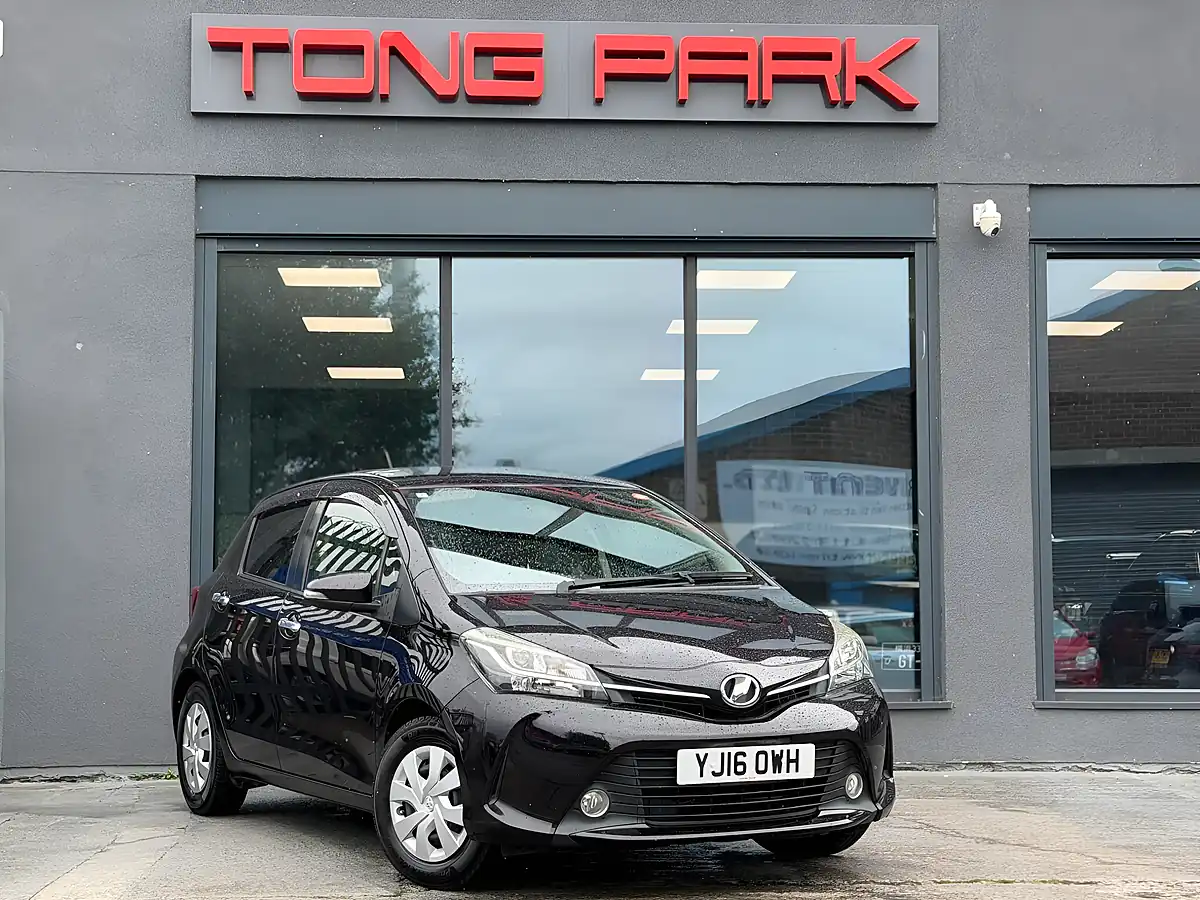 Used 2019 Toyota Yaris Vitz Gr Sport Yellow - Interior and Exterior details 7