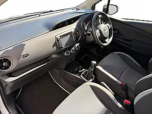 Used 2019 Toyota Yaris Y20 White - Interior and Exterior details 11